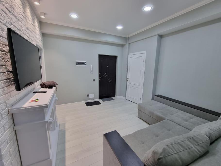 Grand Excelent New Ultra Central Apartments Chisináu Exterior foto