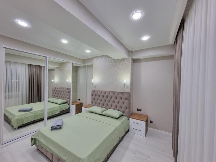 Grand Excelent New Ultra Central Apartments Chisináu Exterior foto