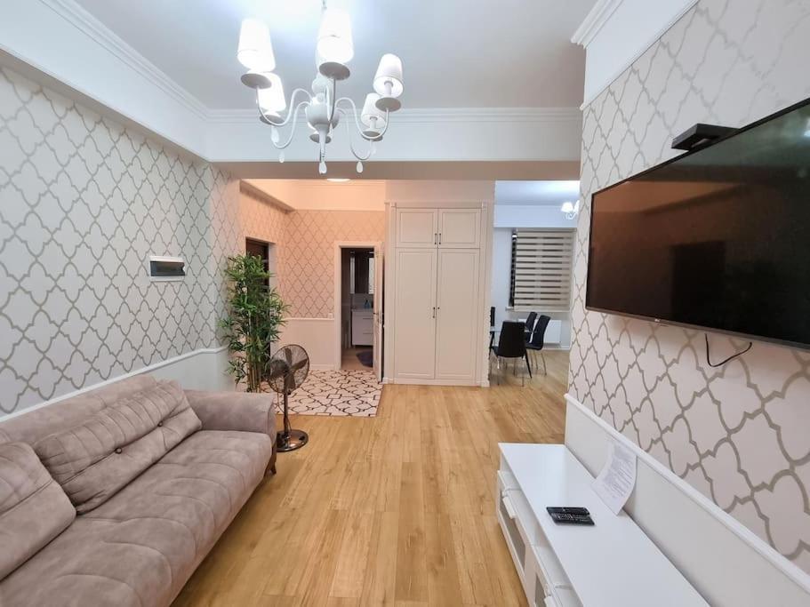 Grand Excelent New Ultra Central Apartments Chisináu Exterior foto
